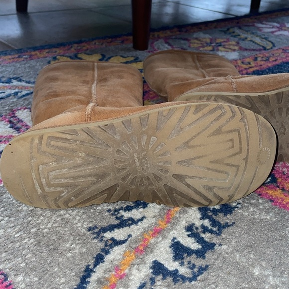 Women's UGG Classic II Chestnut Tall Boots - Picture 5 of 6